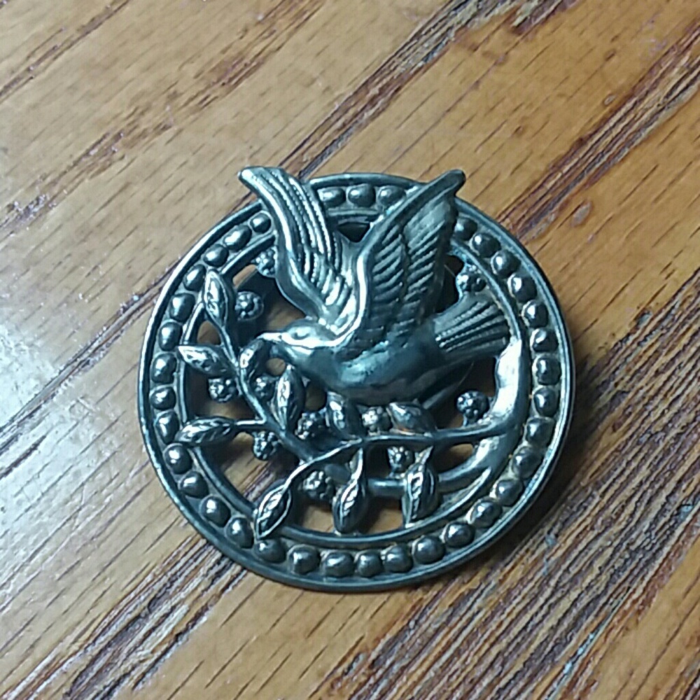 Vintage Metal Bird Scarf Clip